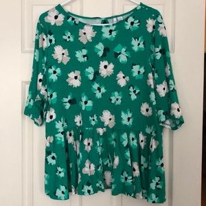 Elle Green Short Sleeve Peplum Top